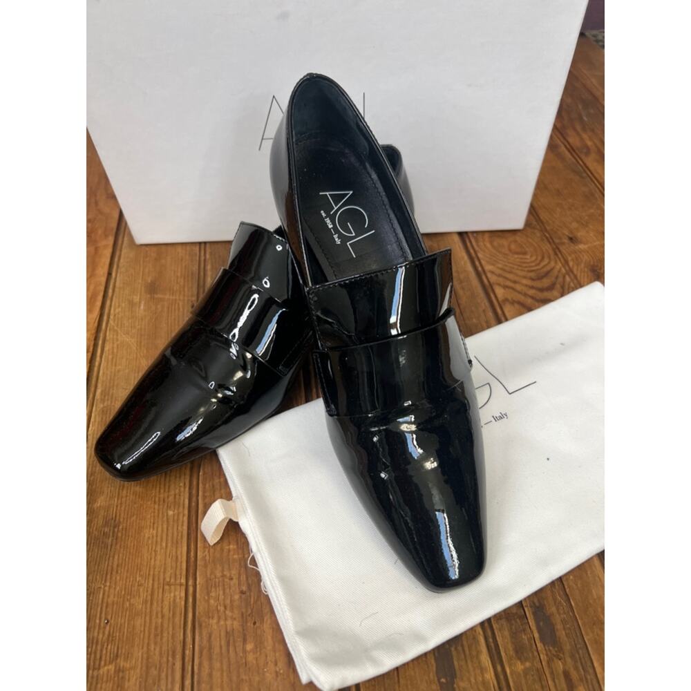 AGL women’s shoes Black Patent Leather Slip-On Loafers